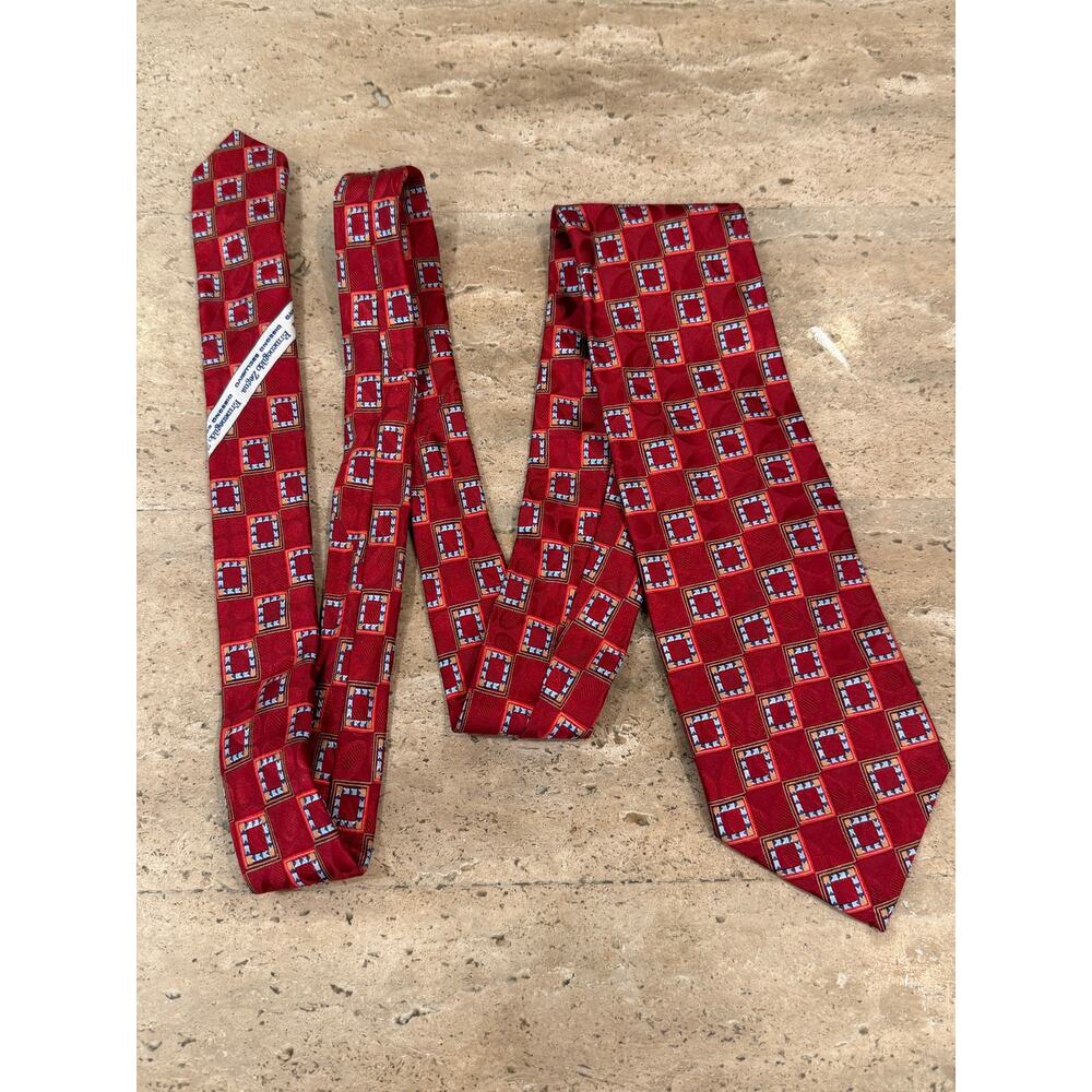 Ermenegildo Zegna Men’s 100% Silk Red Patterned Tie